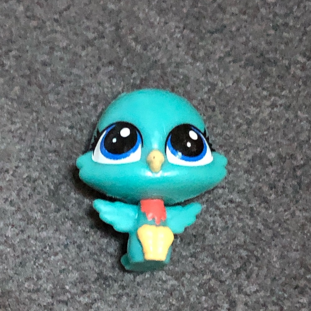 Littlest Pet Shop Mini Vivian Uccello #4110